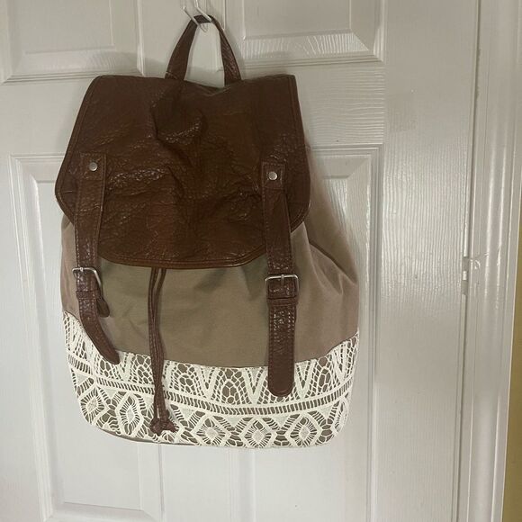 NWT Aeropostale Canvas Khaki and beige lace backpack brown faux leather flop top - Picture 1 of 13